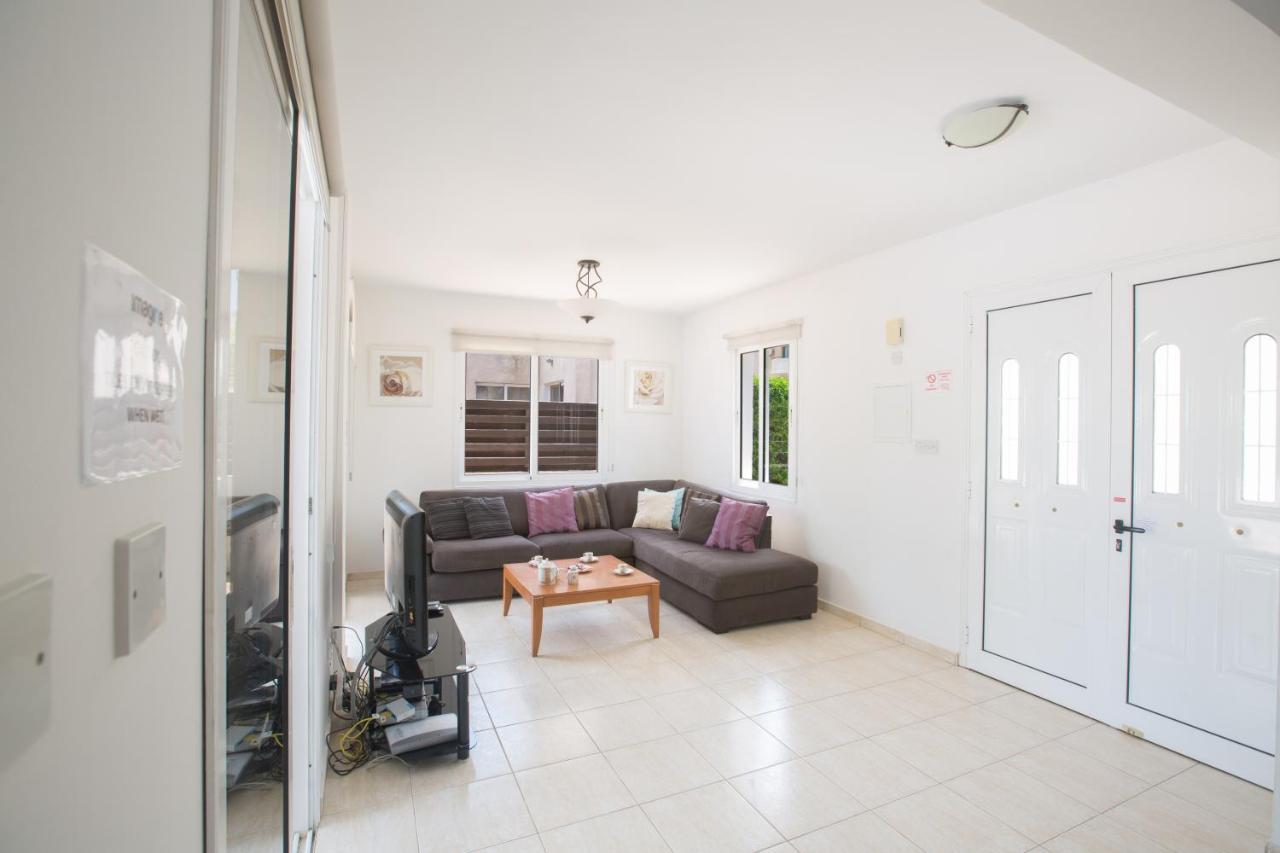 פרוטאראס Mandali Villa מראה חיצוני תמונה